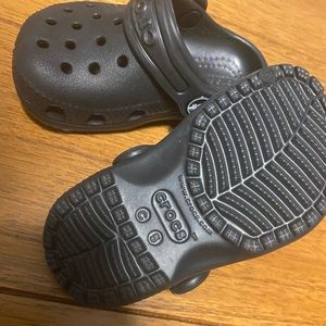 Toddler 5C Black Crocs